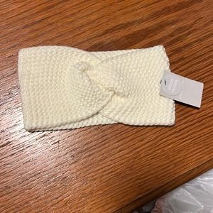 West loop women’s knit headband. One size fits most